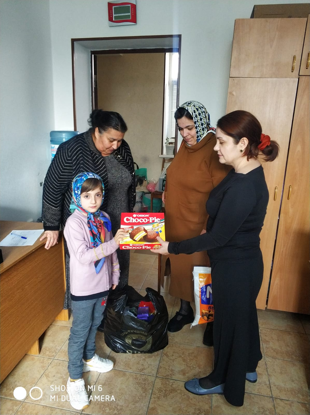 Поздравили с праздником Ураза-байрам.